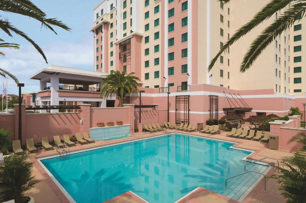Embassy Suites Orlando LBVS, photo 2
