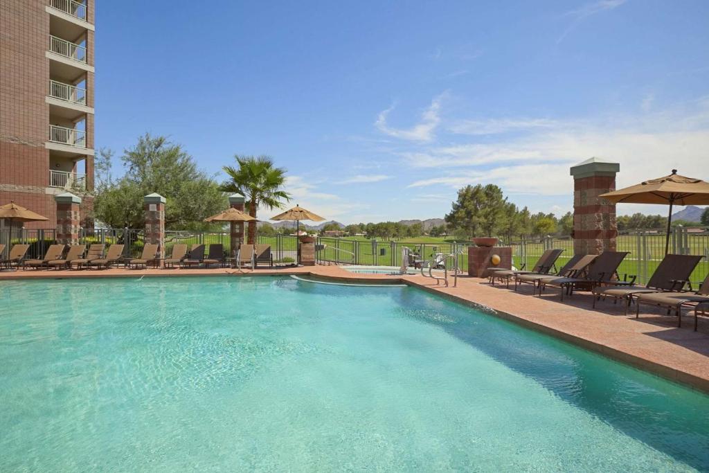 Embassy Suites Phoenix-Scottsdale, photo 4