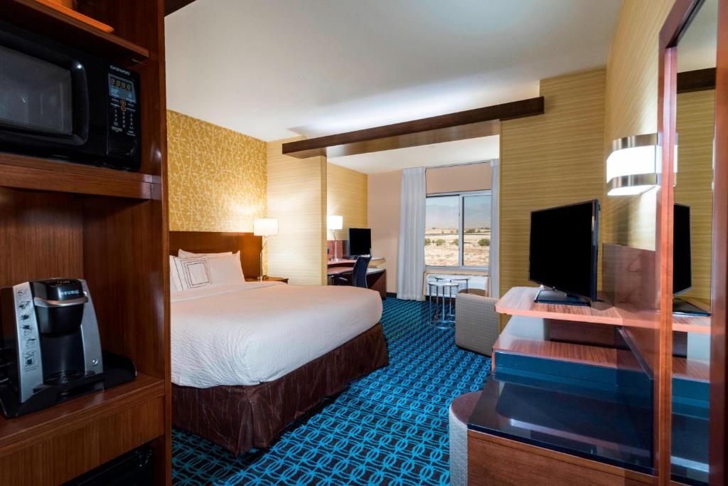 Fairfield by Marriott Inn & Suites Palm Desert Coachella Valley, photo 2