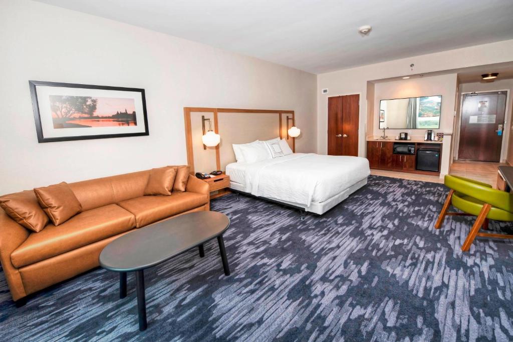 Fairfield Inn & Suites by Marriott Ottawa Airport, photo 2
