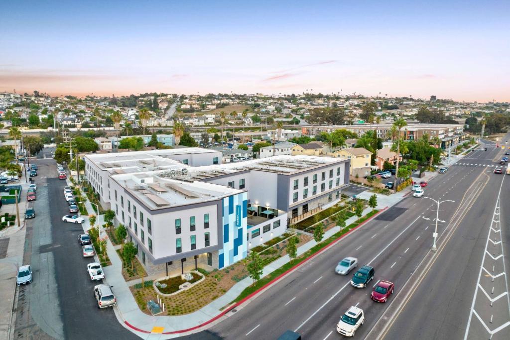 Fairfield Inn & Suites by Marriott San Diego Pacific Beach, photo 1