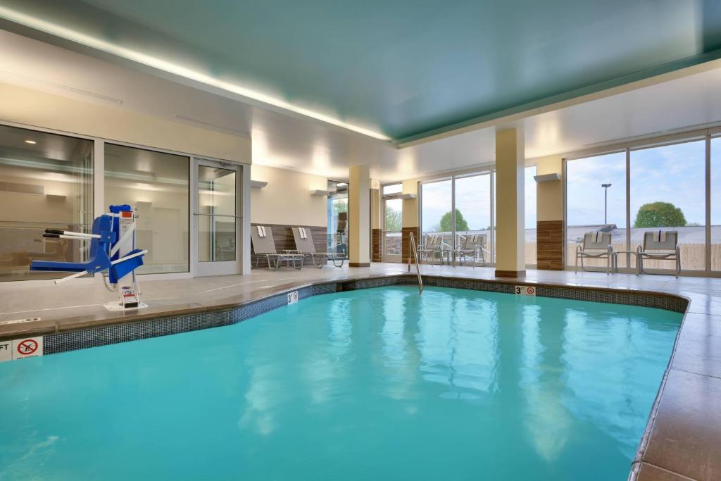 Fairfield Inn & Suites by Marriott Springfield North, photo 4