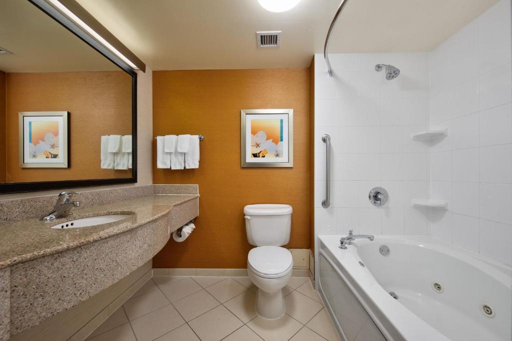 Fairfield Inn & Suites by Marriott Toronto Airport, photo 3