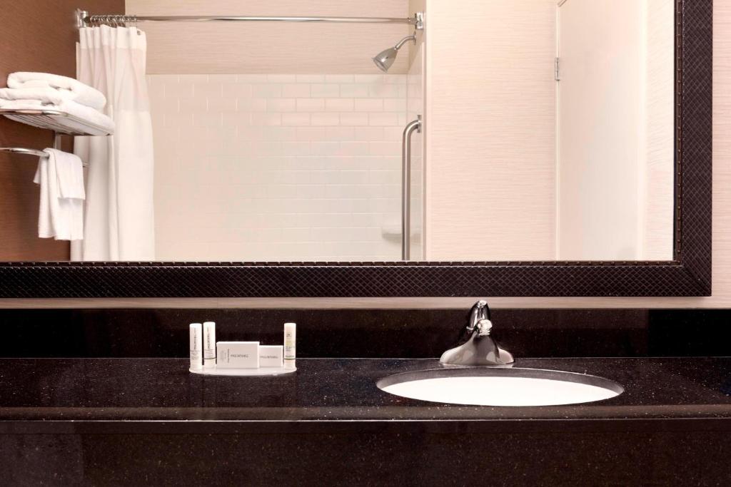 Fairfield Inn & Suites Houston Energy Corridor/Katy, photo 3