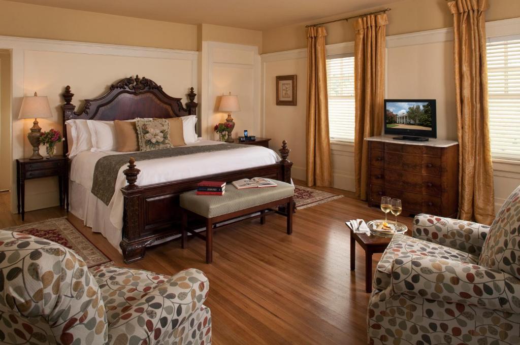 Fairview Inn, a Select Registry Property, photo 2
