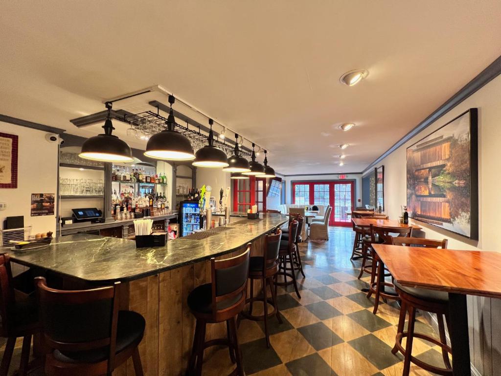 Four Columns Inn, photo 3