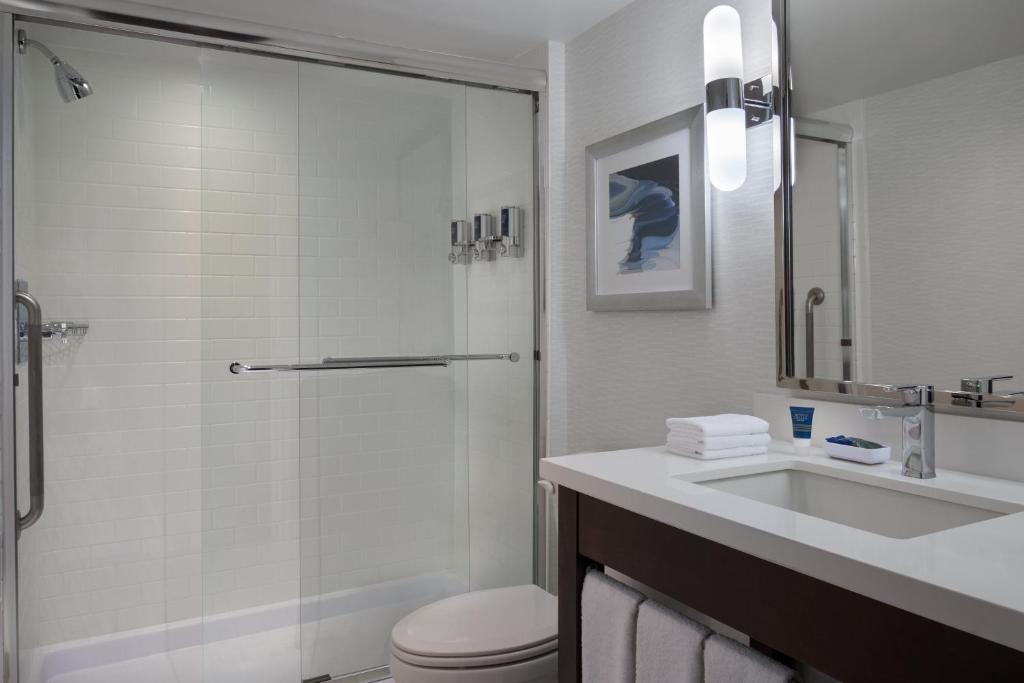Four Points by Sheraton Hotel & Conference Centre Gatineau-Ottawa, photo 3