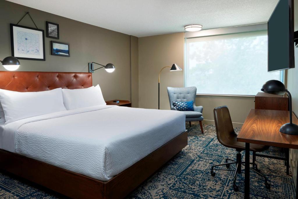 Four Points by Sheraton Toronto Airport, photo 2