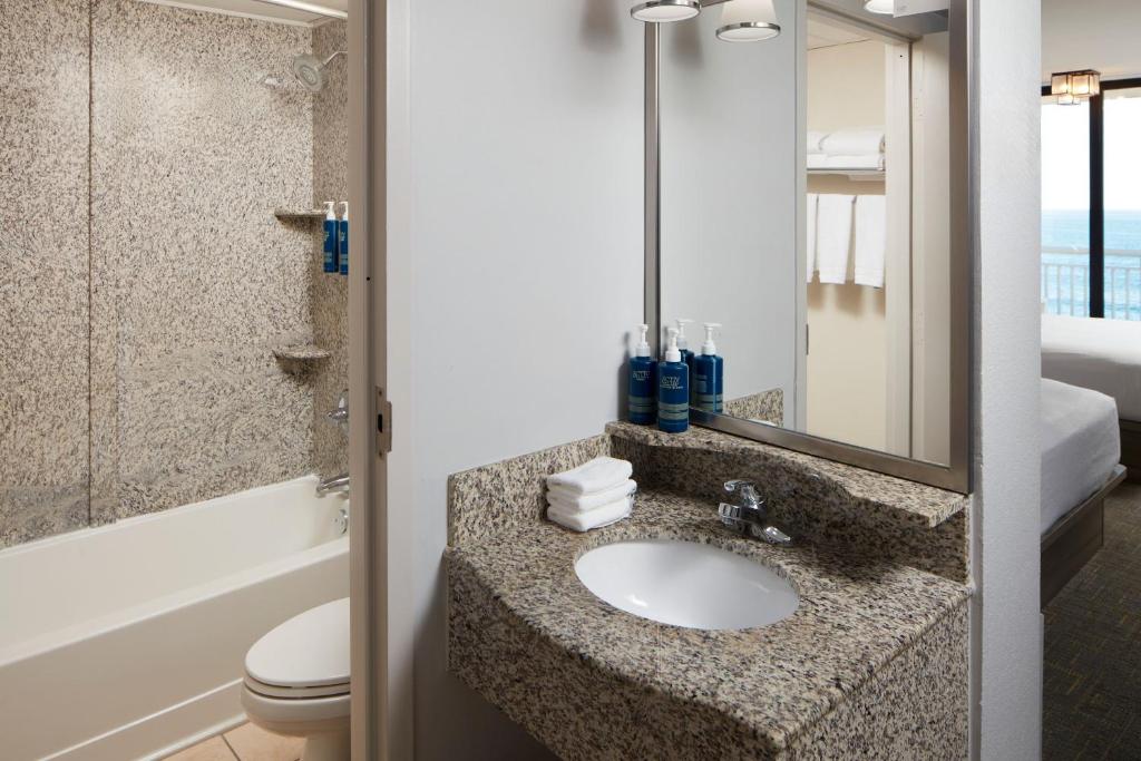 Four Points by Sheraton Virginia Beach Oceanfront, photo 3