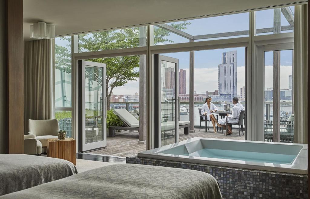 Four Seasons Baltimore, photo 2