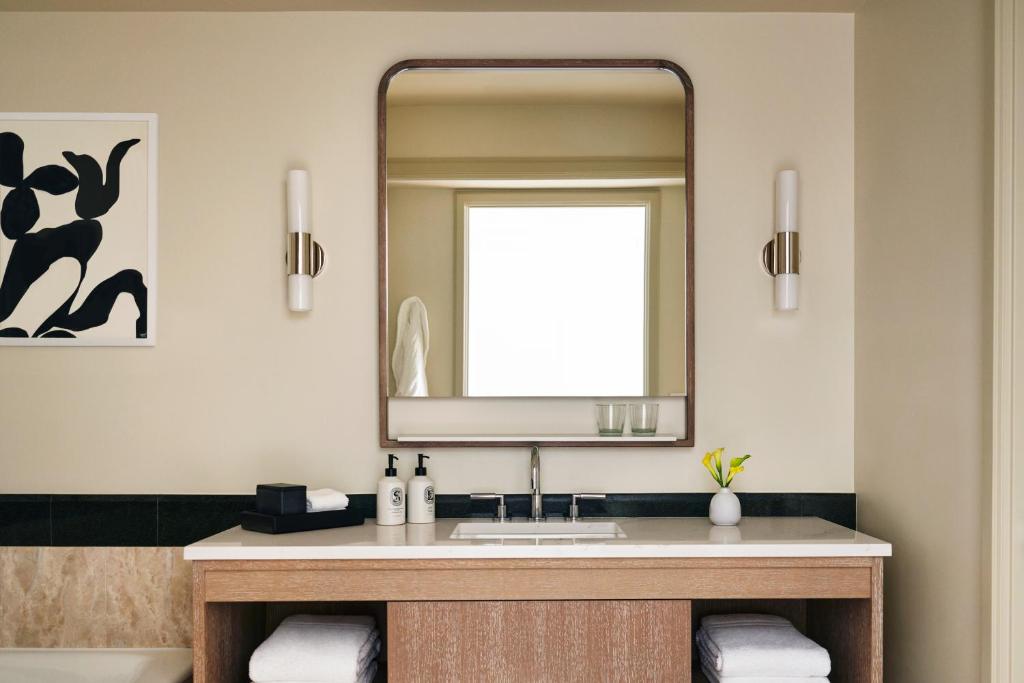 Four Seasons Hotel Miami, photo 3