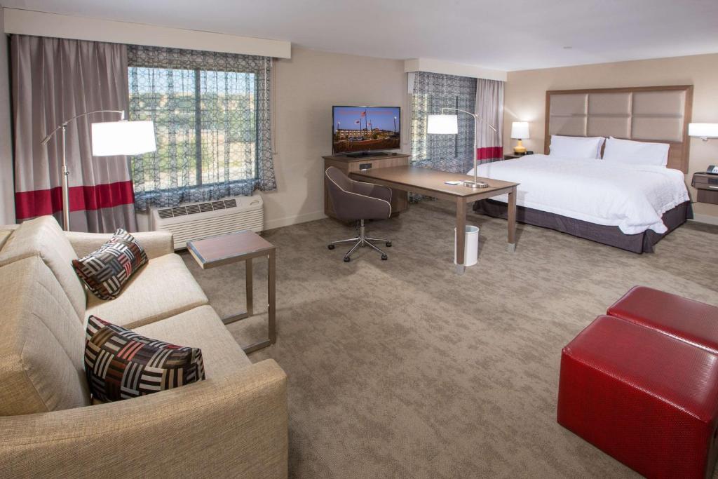Hampton Inn & Suites Buellton/Santa Ynez Valley, photo 2