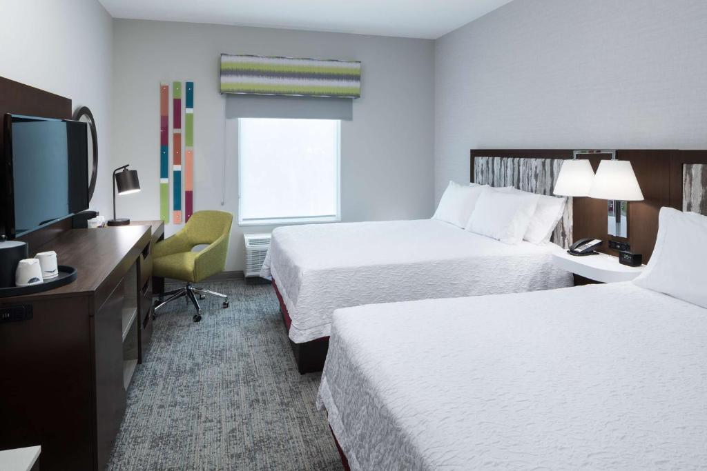 Hampton Inn & Suites Cape Canaveral Cruise Port, Fl, photo 2