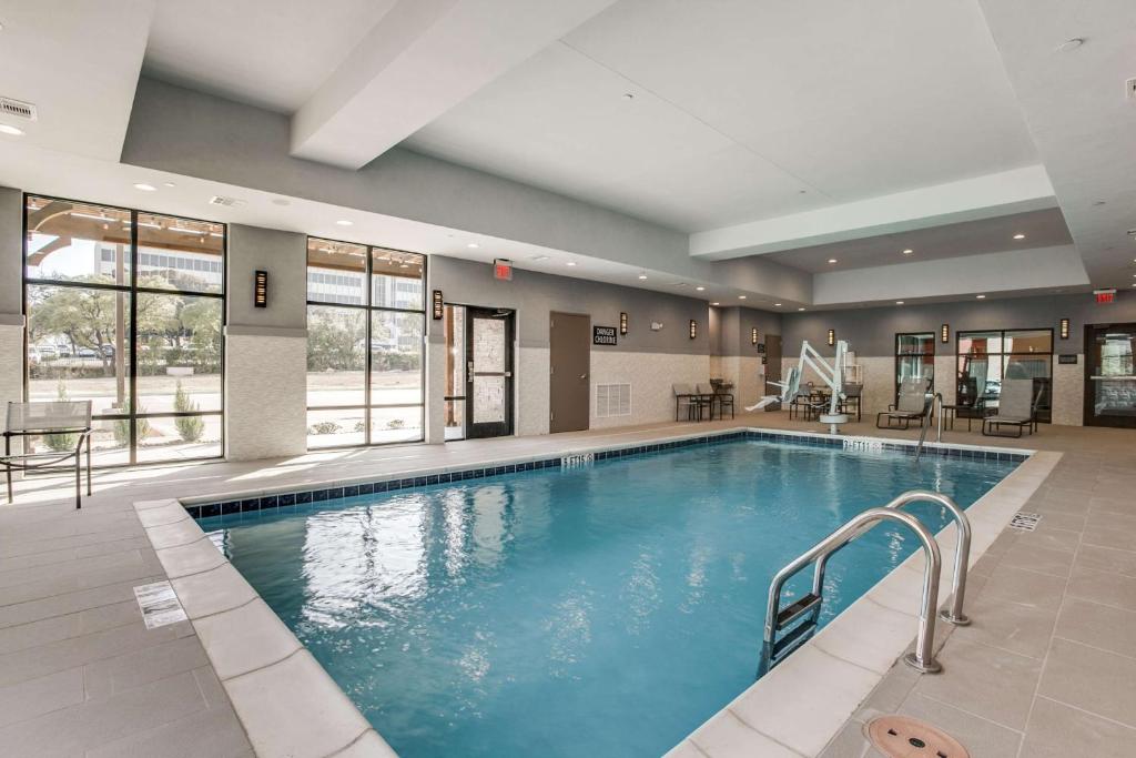 Hampton Inn & Suites Dallas - North Park Area, photo 4