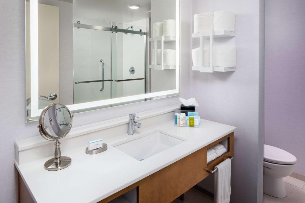 Hampton Inn & Suites Miami Brickell Downtown, photo 3