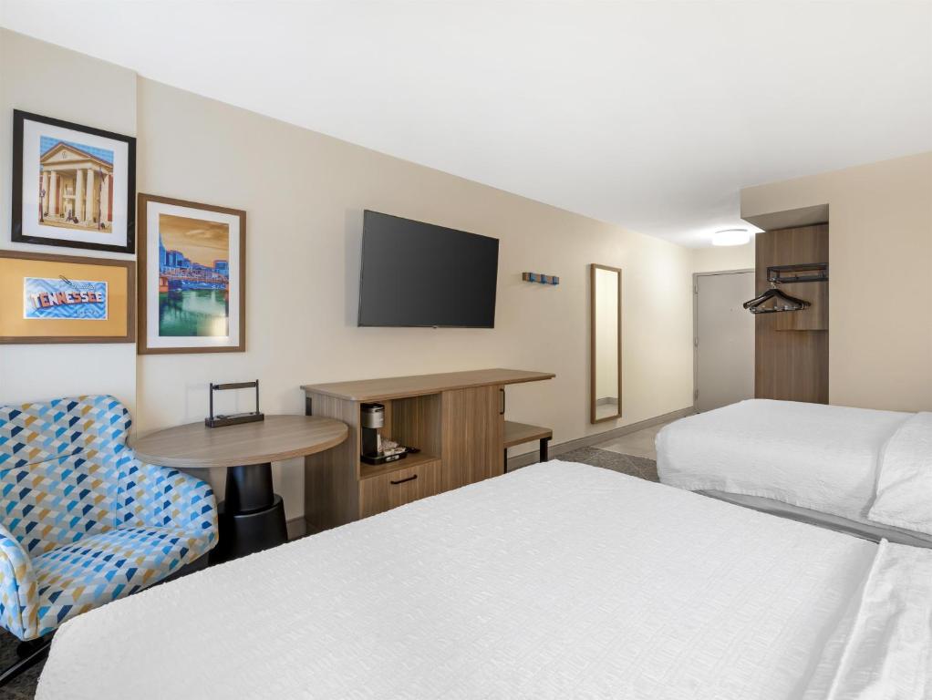 Hampton Inn & Suites Nashville/Franklin/Cool Springs, photo 2