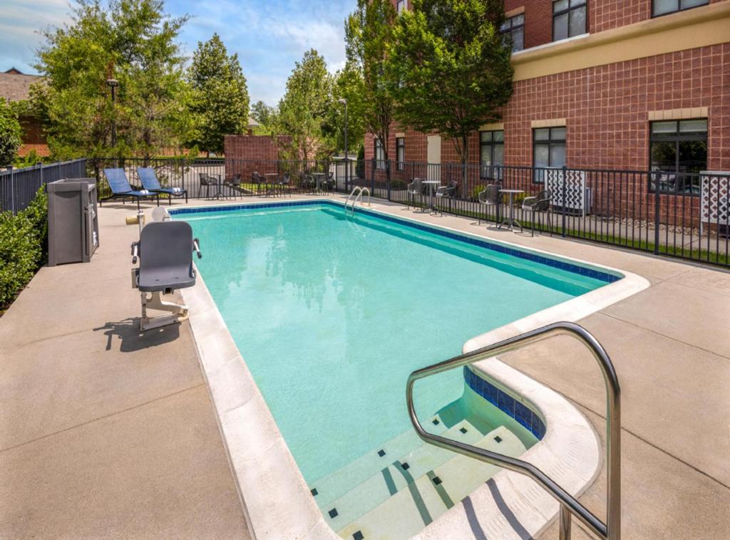 Hampton Inn & Suites Richmond Glenside, photo 4
