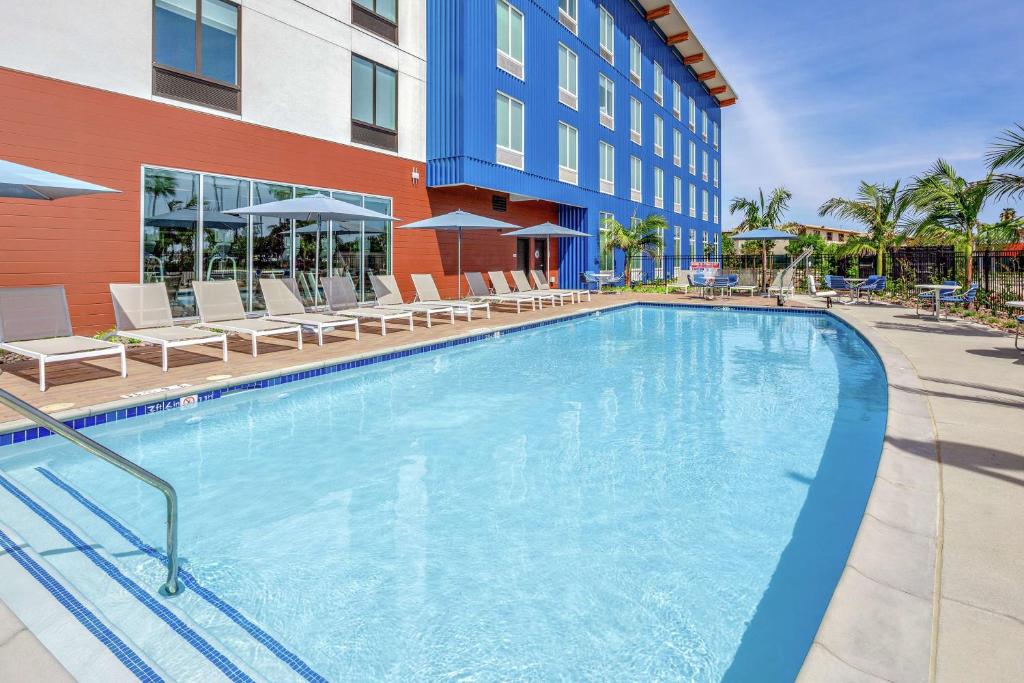 Hampton Inn & Suites San Diego Airport Liberty Station, photo 4