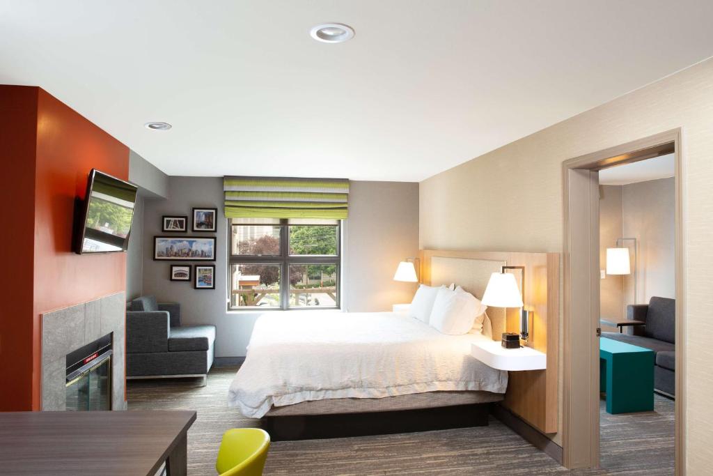 Hampton Inn and Suites Seattle-Downtown, photo 2