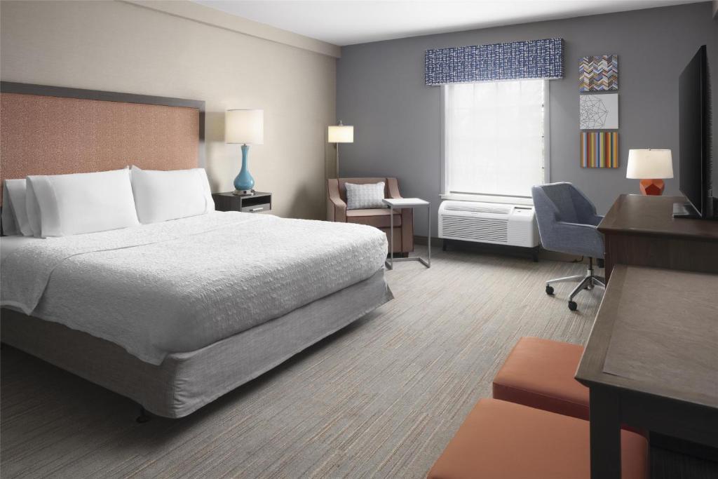 Hampton Inn & Suites Yonkers - Westchester, photo 2
