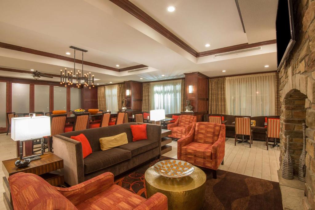 Hampton Inn by Hilton Kingston, photo 1