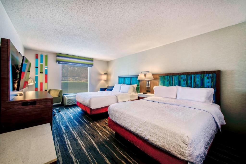 Hampton Inn Cortland, photo 2