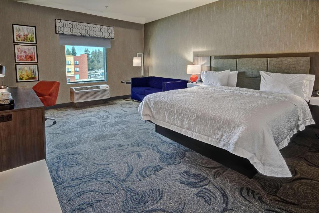 Hampton Inn Fresno Airport, photo 2