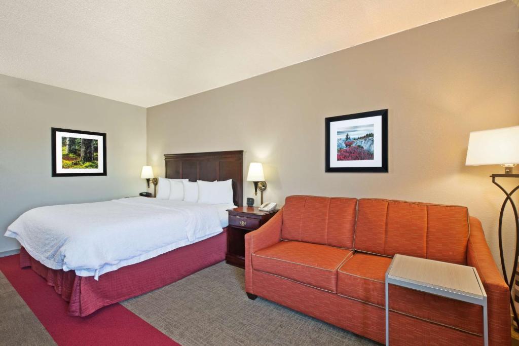 Hampton Inn Huntington/Barboursville, photo 2