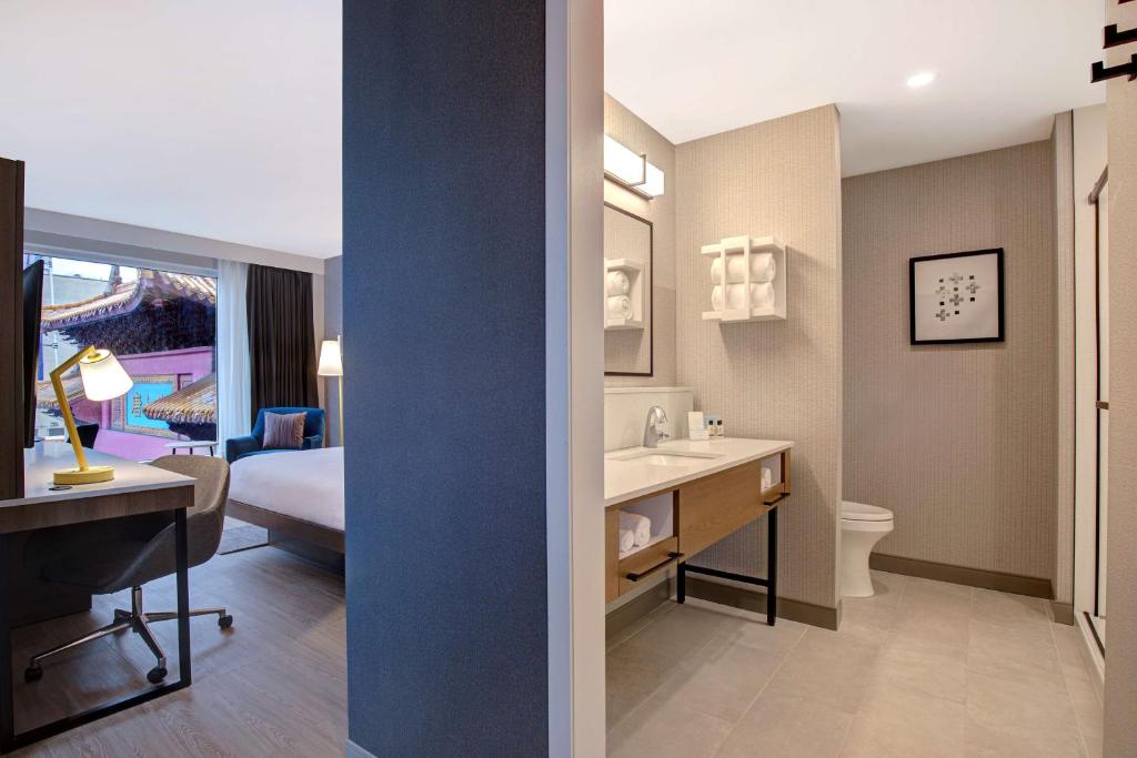 Hampton Inn Montreal Downtown, Qc, photo 3