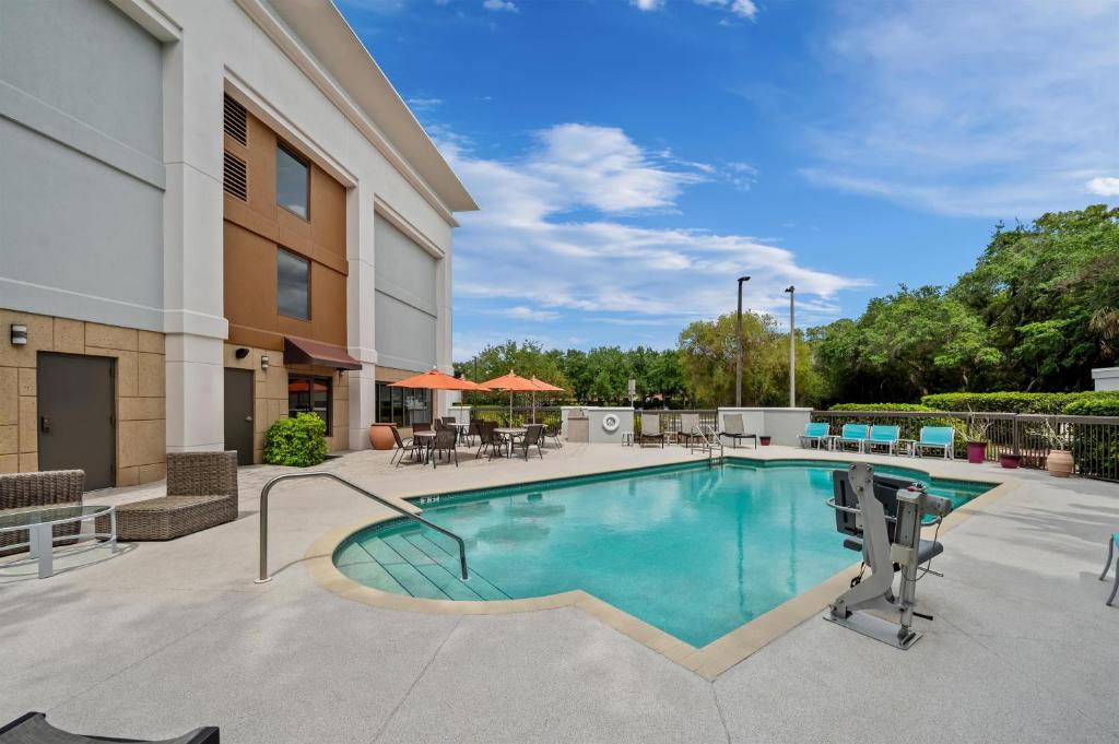 Hampton Inn Naples - I-75, photo 4