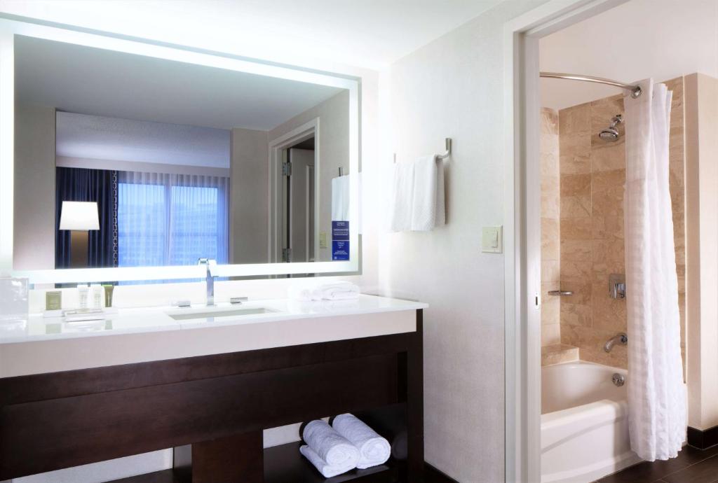 Hilton Alexandria Old Town, photo 3