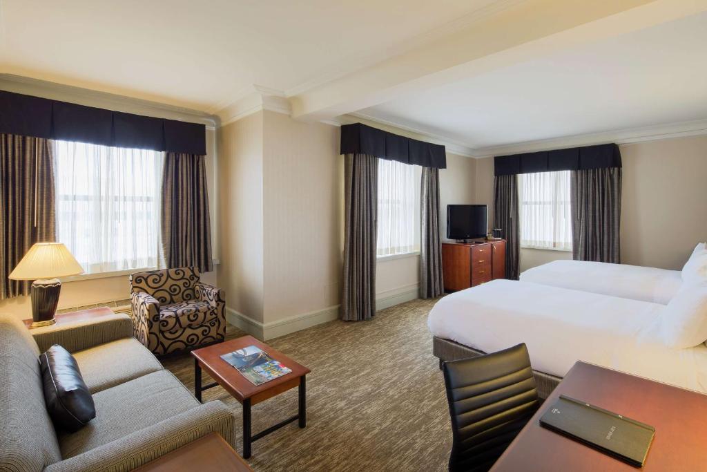 Hilton Cincinnati Netherland Plaza, photo 3