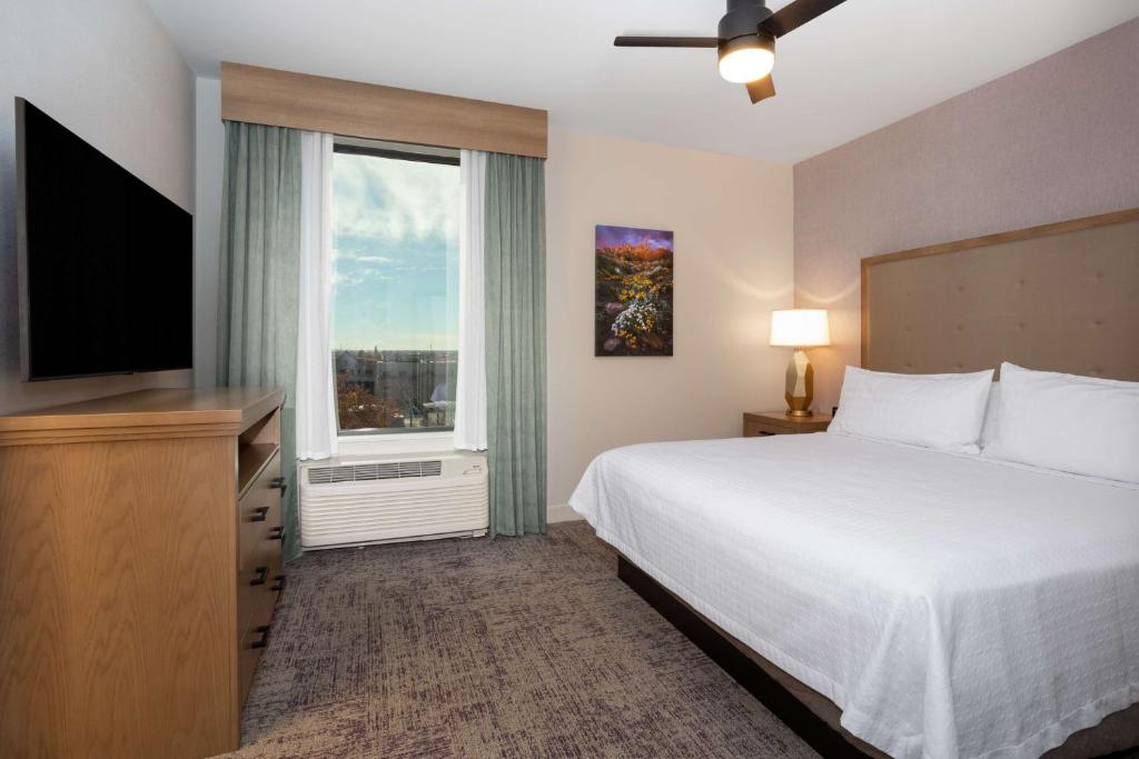 Hilton Garden Inn Albuquerque Downtown, photo 2