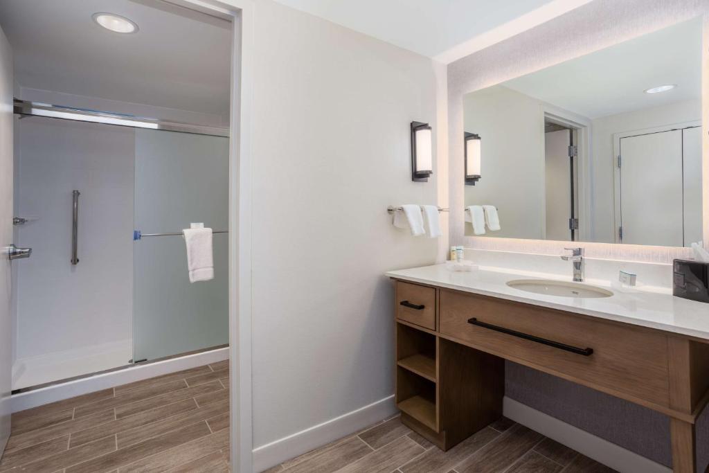 Hilton Garden Inn Albuquerque Downtown, photo 3