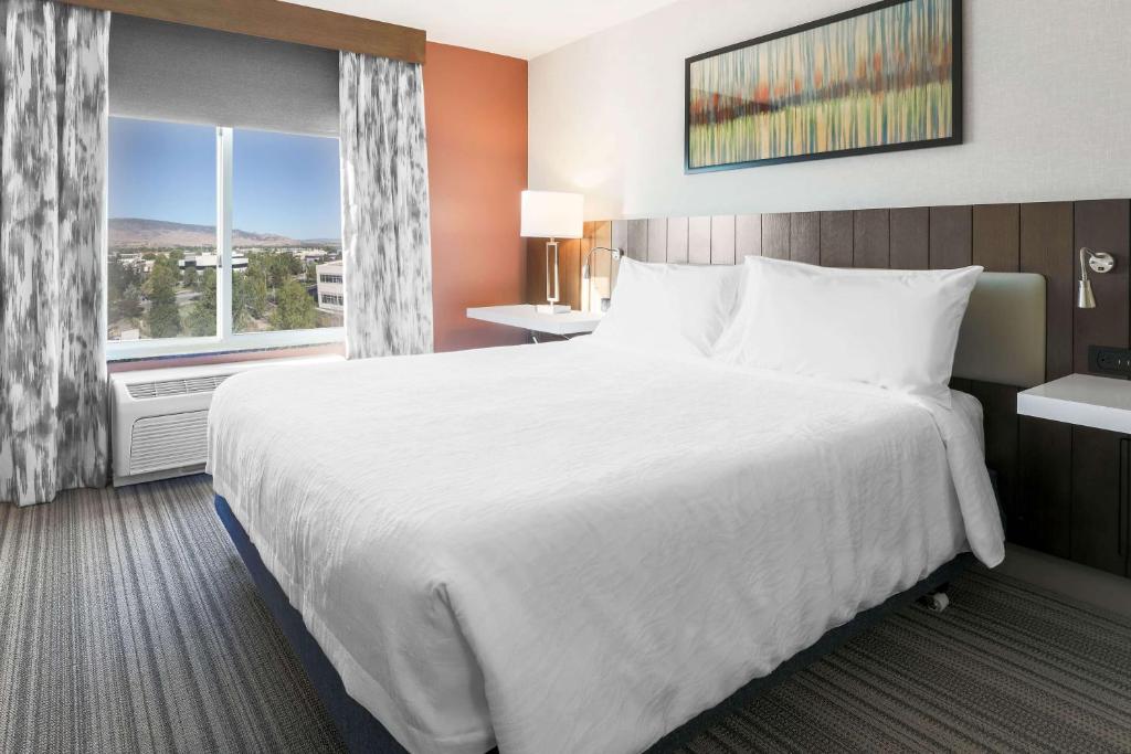 Hilton Garden Inn Reno, photo 2