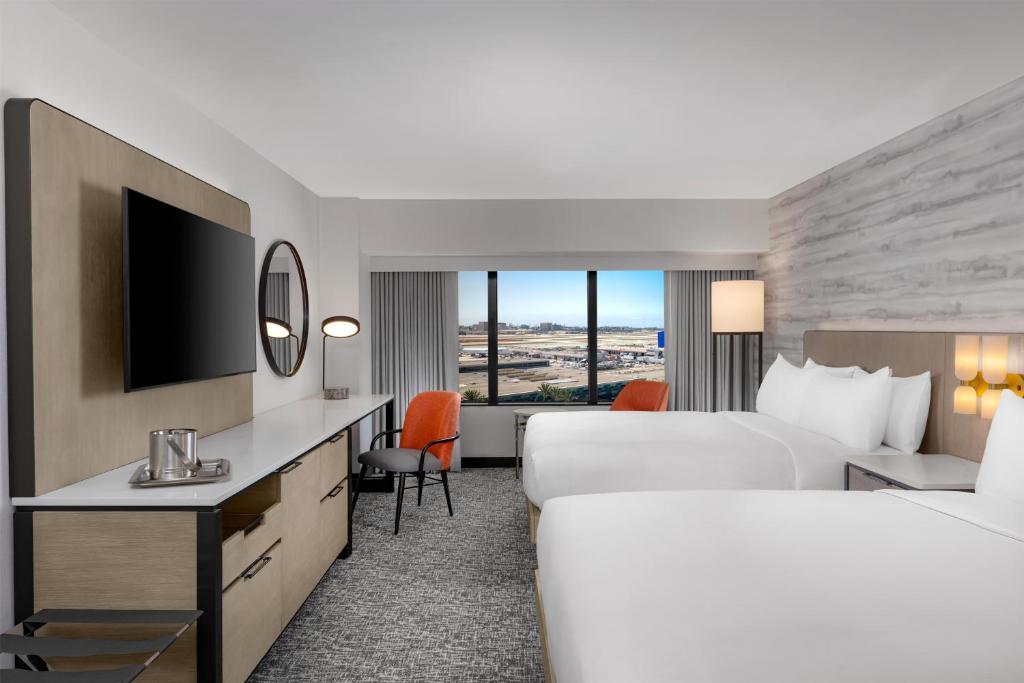 Hilton Los Angeles Airport, photo 2