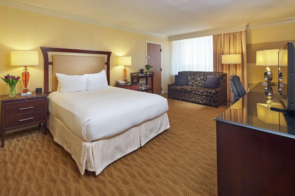 Hilton Raleigh North Hills, photo 2