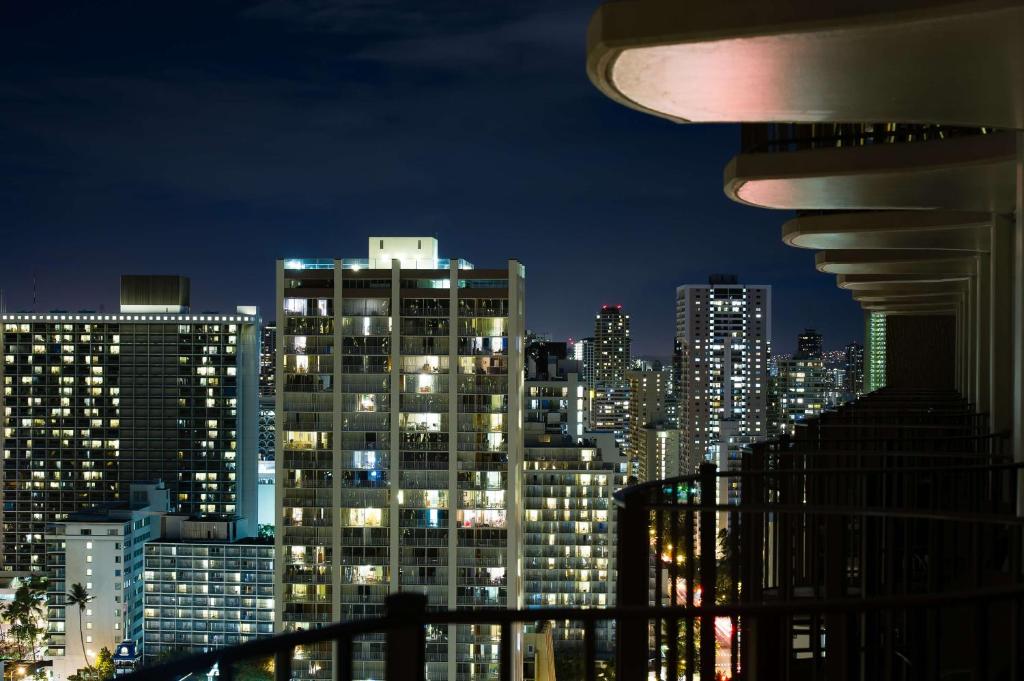 Hilton - Waikiki Beach, photo 4