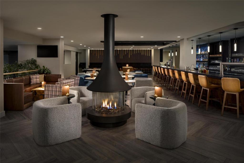Hilton Whistler Resort & Spa, photo 3