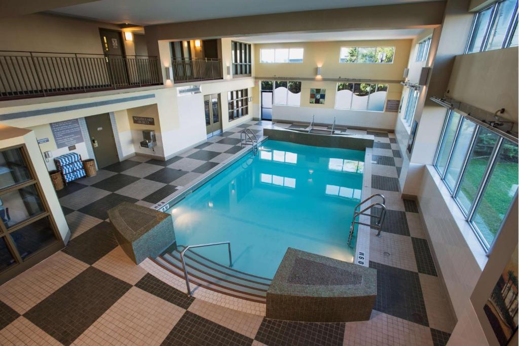 Hilton Winnipeg Airport Suites, photo 3