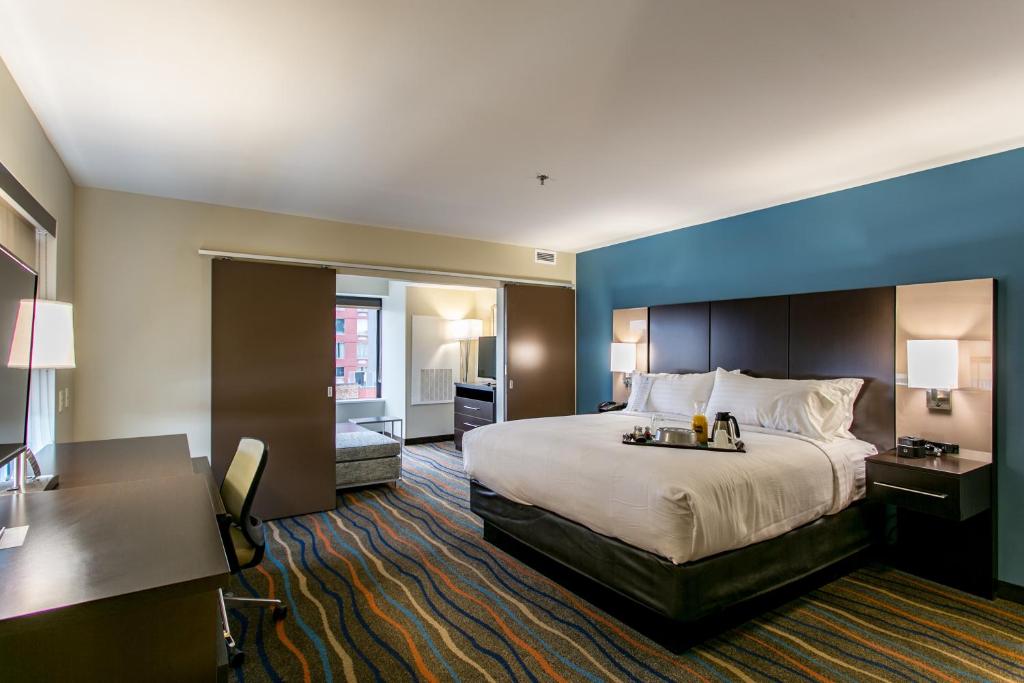 Holiday Inn & Suites Chattanooga Downtown, photo 2