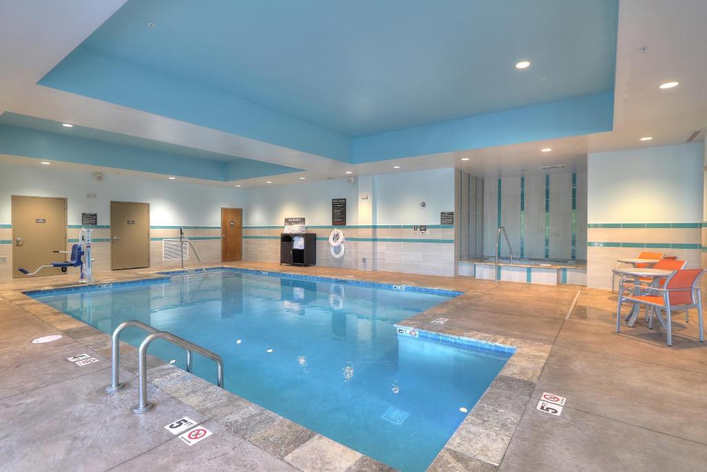 Holiday Inn & Suites Pigeon Forge Convention Center by IHG, photo 3