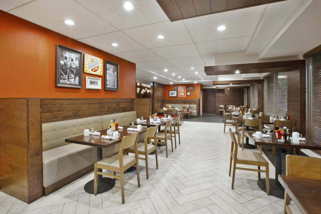 Holiday Inn Columbus Downtown - Capitol Square, photo 3