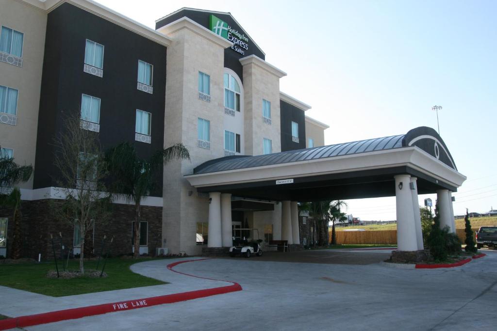Holiday Inn Express & Suites Corpus Christi, photo 1