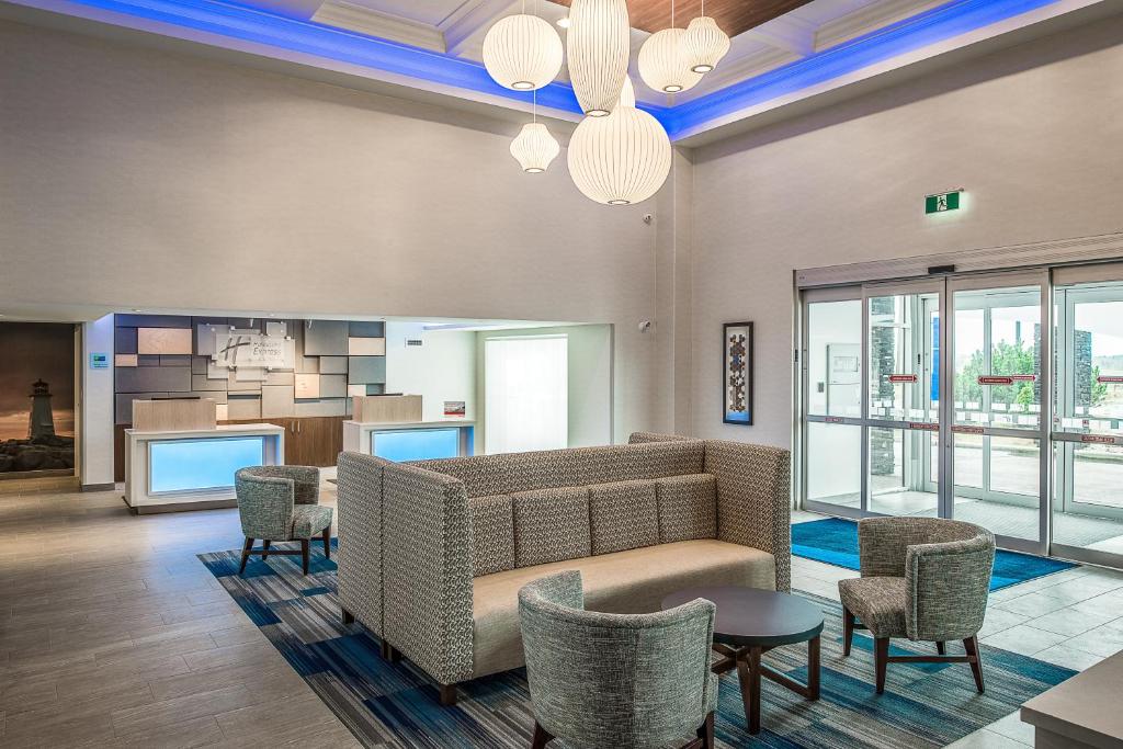 Holiday Inn Express & Suites Halifax - Bedford by IHG, photo 3