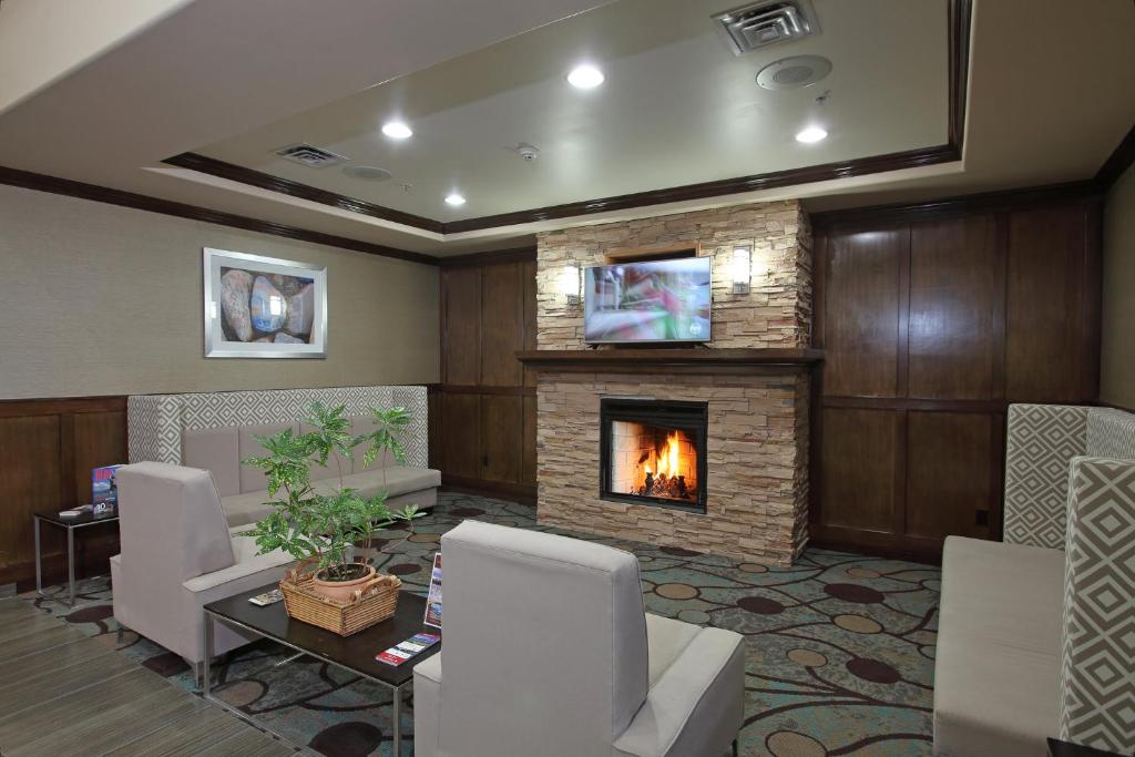 Holiday Inn Express Hotel & Suites Vernon by IHG, photo 4