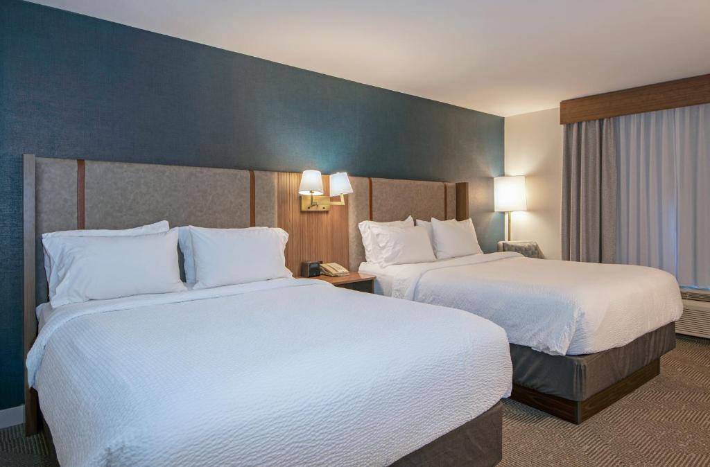 Holiday Inn Hotel and Suites-Kamloops by IHG, photo 2