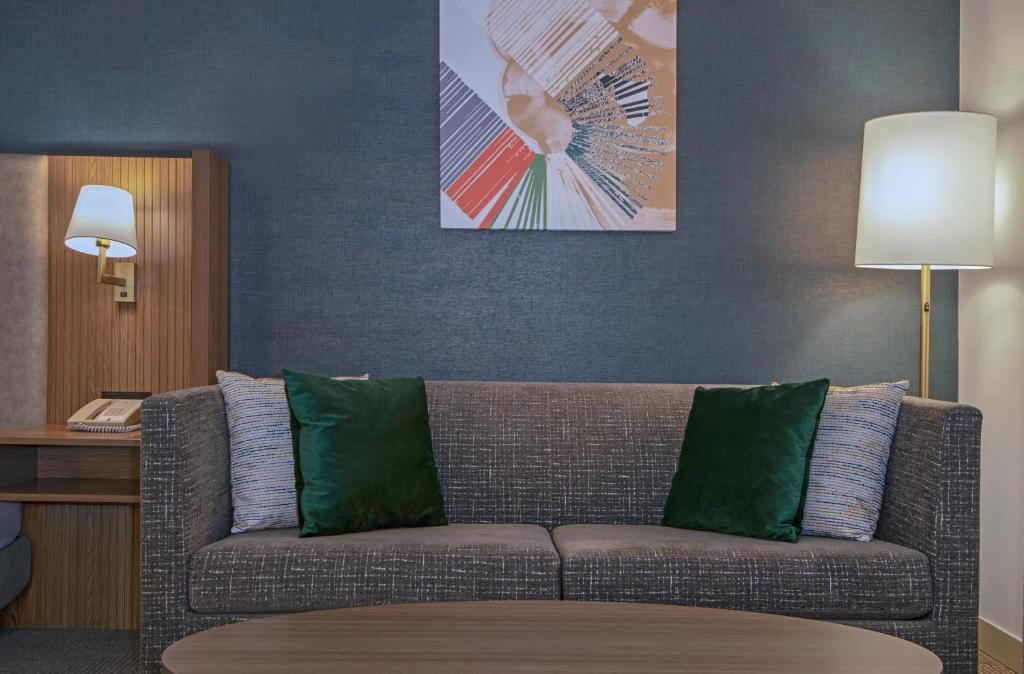 Holiday Inn Hotel and Suites-Kamloops by IHG, photo 3