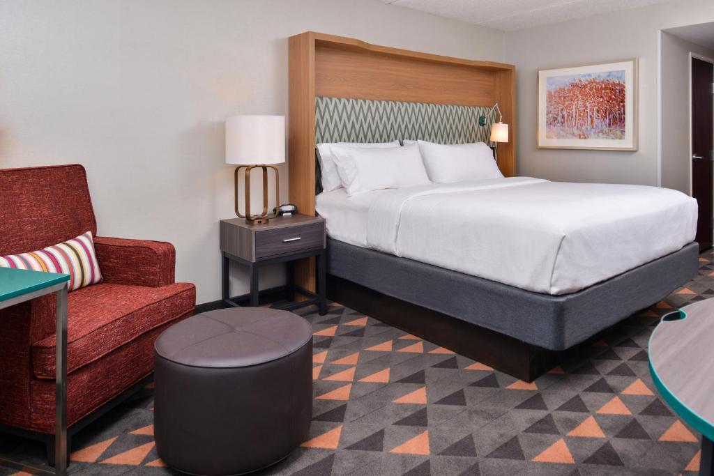 Holiday Inn Hotel & Suites Rochester - Marketplace, photo 2