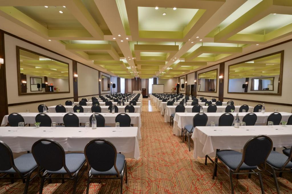 Holiday Inn Montreal Centre Ville Downtown by IHG, photo 4